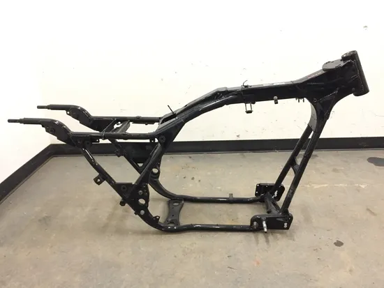 Main Frame Chassis CLN 2000 Harley Electra Glide Ultra Classic EFI FLHTCUI 2685