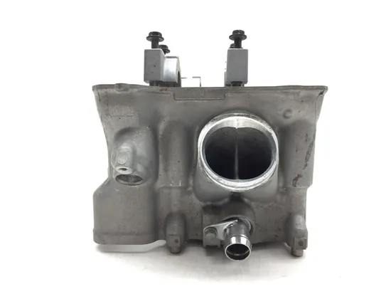 Engine Cylinder Head Complete Rear 2003 Honda RVT1000R RC51 2541 x