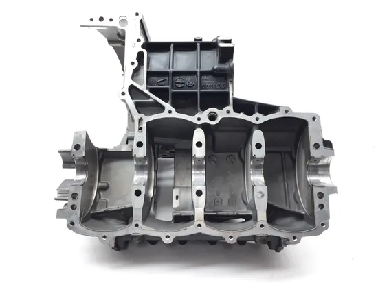 Upper Lower Center Cases Case 2005 BMW K1200S ABS 2682A