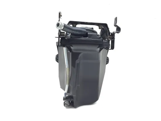 Engine Oil Tank 2005 BMW K1200S ABS 2682A