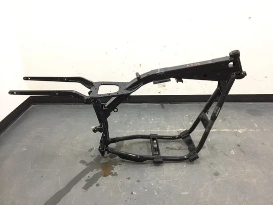 Main Frame Chassis CLN Ready To Go 2005 Harley Dyna Super Glide FXD 2654A