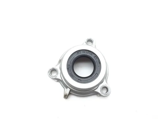 Output Shaft Cover Seal From 1988 Honda Goldwing 1500 2629A