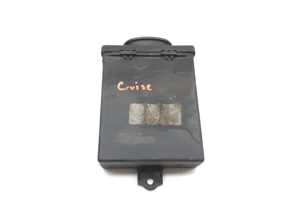 Cruise Control Module From 1988 Honda Goldwing 1500 2629A