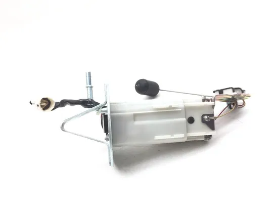 Gas Fuel Tank Pump 2014 Suzuki GSXR750 2704A