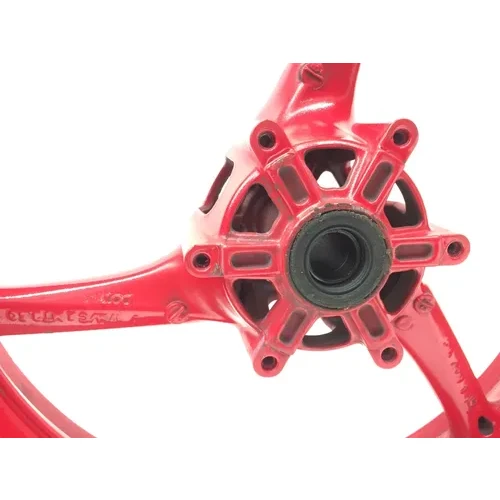 Front Wheel Rim 2014 Suzuki GSXR750 2704 14