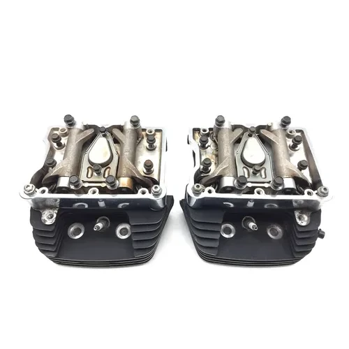 Front Rear Cylinder Head Set 2011 Harley Dyna Super Glide Custom FXDC 2708 x 17