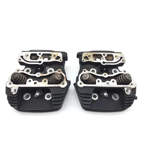 Front Rear Cylinder Head Set 2011 Harley Dyna Super Glide Custom FXDC 2708 x 21