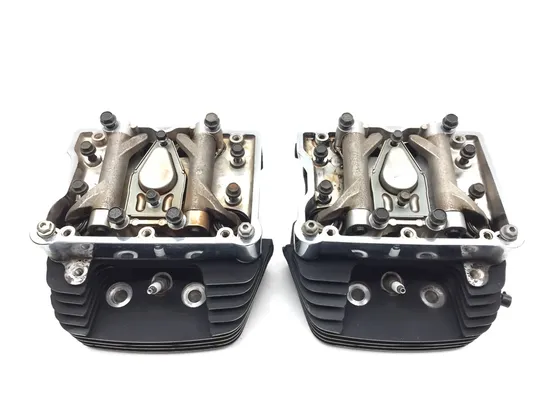 Front Rear Cylinder Head Set 2011 Harley Dyna Super Glide Custom FXDC 2708 x