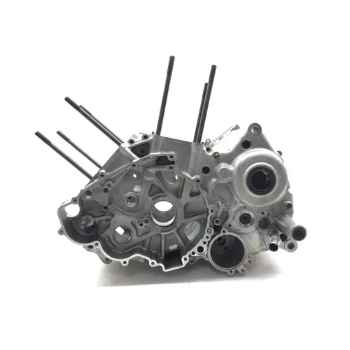 Engine Left Right Center Cases 2012 Can-Am Spyder RT-S SE5 2717A PARTS 3