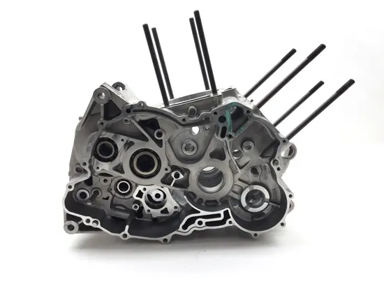 Engine Left Right Center Cases 2012 Can-Am Spyder RT-S SE5 2717A PARTS