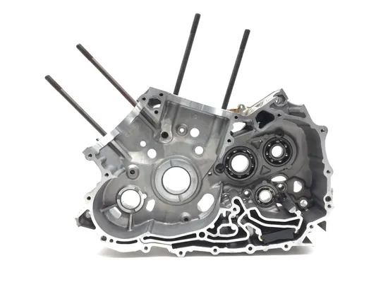 Engine Left Right Center Cases 2012 Can-Am Spyder RT-S SE5 2717A PARTS