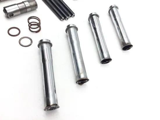 Push Rods Tubes and Lifters 2007 Harley-Davidson Street Glide FLHX 2720A x