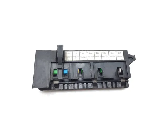 Fuse Box 2012 Can-Am Spyder RT-S SE5 2717A