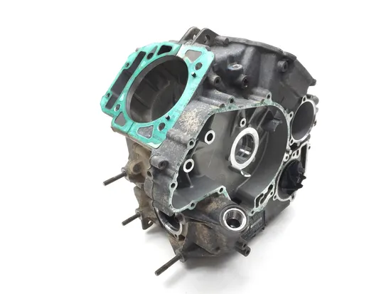 Engine Left Right Center Cases Case 2018 Can-Am Maverick Trail 1000R DPS 2742A