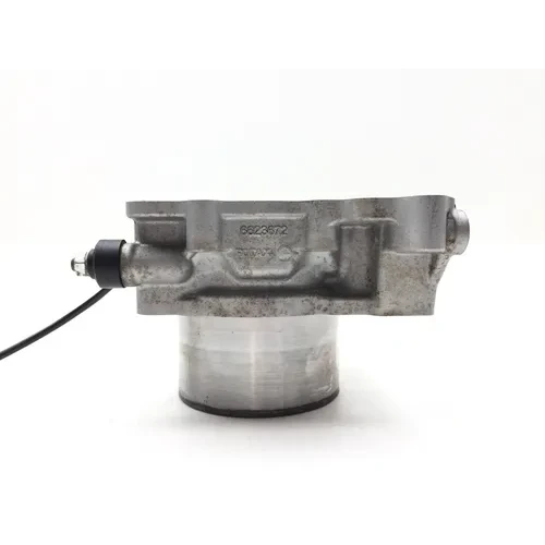 Engine Cylinder Jug Front 2013 Can-Am Spyder RT-S SE5 2699 4
