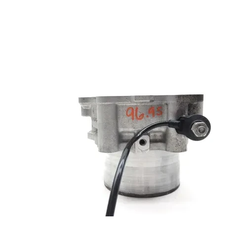 Engine Cylinder Jug Rear 2013 Can-Am Spyder RT-S SE5 2699 3