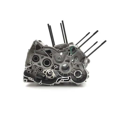 Engine Left Right Center Cases 2013 Can-Am Spyder RT-S SE5 2699 x 3