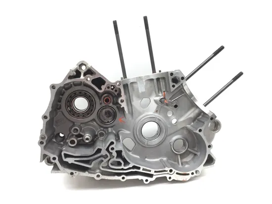 Engine Left Right Center Cases 2013 Can-Am Spyder RT-S SE5 2699 x