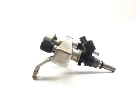 Fuel Rail W Injector 2016 Polaris RZR S 1000 EPS 2744