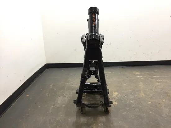 Main Frame Chassis CLN Ready To Go 2006 Harley Dyna Wide Glide EFI FXDWGI 2732A