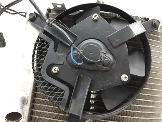 Engine Radiator Cooling 2002 Suzuki GSXR600 2725 x