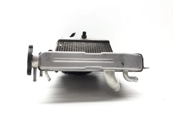 Engine Radiator Cooling 2002 Suzuki GSXR600 2725 x