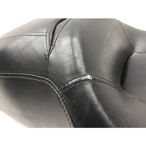 Seat 2010 Harley-Davidson Electra Glide Ultra Limited FLHTK 2723 x 2