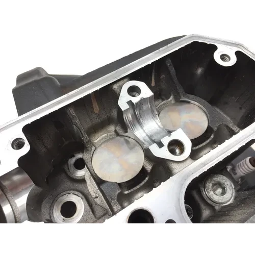 Engine Cylinder Head Complete Rear 2006 Suzuki Boulevard M109R 2731A PARTS 19