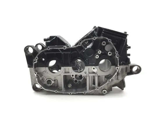 Upper Lower Center Cases Case 2006 Suzuki Boulevard M109R 2731A