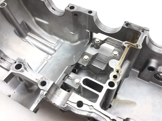 Upper Lower Center Cases Case 2006 Suzuki Boulevard M109R 2731A