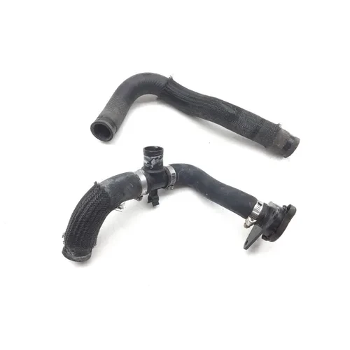 Engine Radiator Cooling Hoses 2006 Suzuki Boulevard M109R 2731 x 13