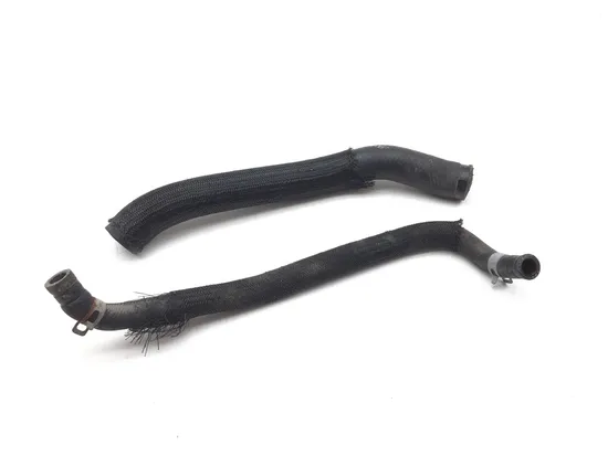 Engine Radiator Cooling Hoses 2006 Suzuki Boulevard M109R 2731 x