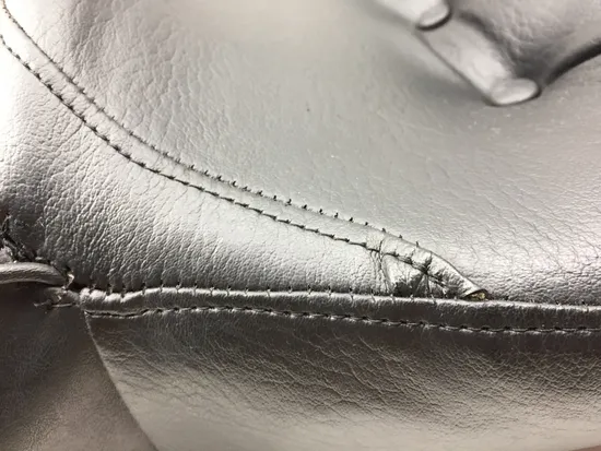 Seat 1999 Harley-Davidson Electra Glide FLHT 2738A x