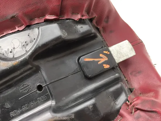 Seat 2007 Harley-Davidson Dyna Super Glide FXD 2747A x