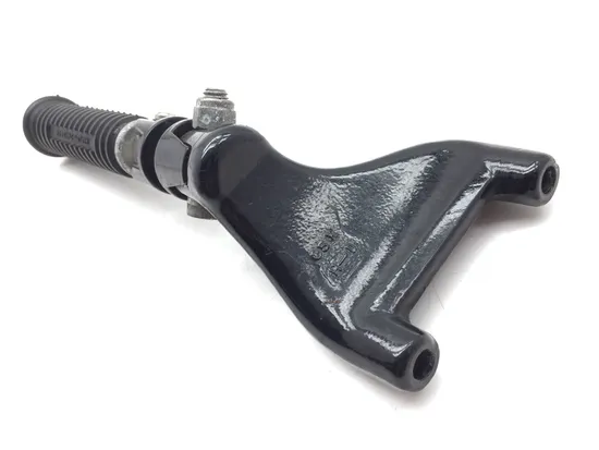 Left Right Set Passenger Peg Bracket 05 Harley Sportster 1200 XL1200C 2724A x