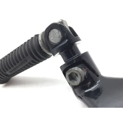 Left Right Set Passenger Peg Bracket 05 Harley Sportster 1200 XL1200C 2724A x 15