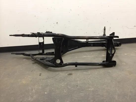 Main Frame Chassis CLN 2000 Harley Electra Glide Ultra Classic EFI FLHTCUI 2752A