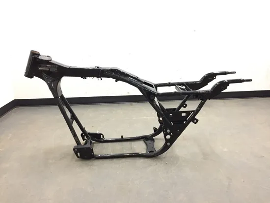 Main Frame Chassis CLN 2004 Harley Electra Glide Ultra Classic EFI FLHTCUI 2729A