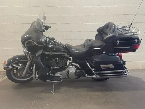 Main Frame Chassis CLN Ready To Go 2003 Harley FLHTCUI Ultra Classic FLHTCUI A x 1