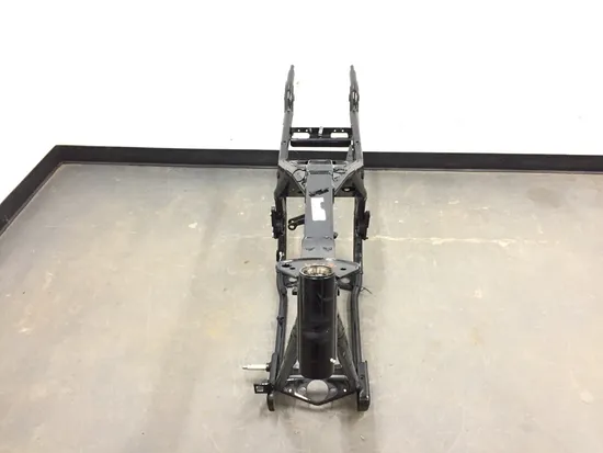 Main Frame Chassis CLN Ready To Go 2003 Harley FLHTCUI Ultra Classic FLHTCUI A x 4