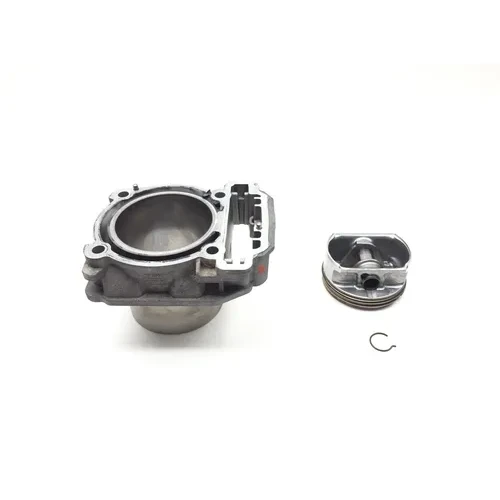 Engine Cylinder Jug W Piston Rear 2014 Can-Am Commander 800 4x4 XT 2755A 3