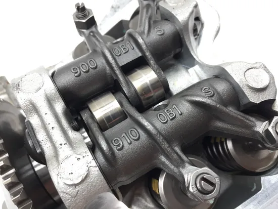 Engine Cylinder Head Complete W Cams REAR 2011 Can-Am Commander 1000 2756A x