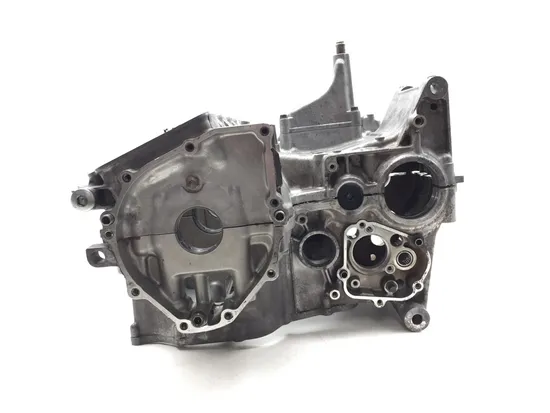 Upper Lower Center Cases Case 2000 Suzuki Hayabusa GSX1300R 2771A