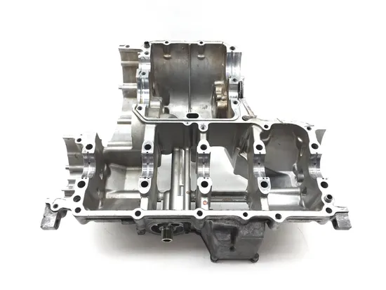 Upper Lower Center Cases Case 2000 Suzuki Hayabusa GSX1300R 2771A