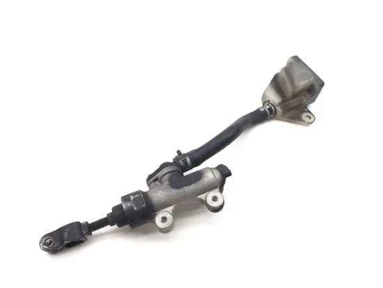 Rear Brake Master Cylinder 2000 Suzuki Hayabusa GSX1300R 2771A x