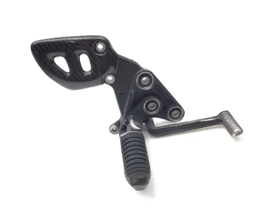 Right Rearset Brake Bracket Foot Peg 2000 Suzuki Hayabusa GSX1300R 2771A x