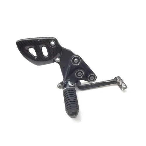 Right Rearset Brake Bracket Foot Peg 2000 Suzuki Hayabusa GSX1300R 2771A x 3