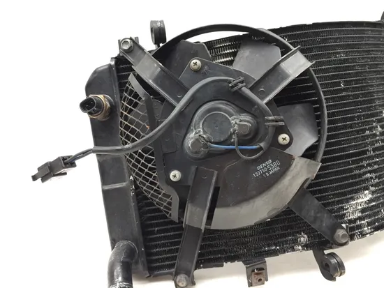 Radiator Cooling Front Fluid with Fan 2000 Suzuki Hayabusa GSX1300R 2771A x