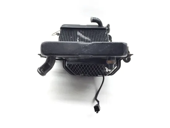 Radiator Cooling Front Fluid with Fan 2000 Suzuki Hayabusa GSX1300R 2771A x