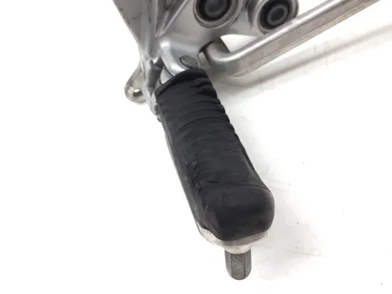 Right Rearset Brake Bracket Foot Peg 2007 Suzuki Hayabusa GSX1300R 2765A x